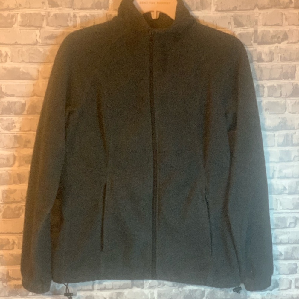 Woman’s Columbia jacket black sz small